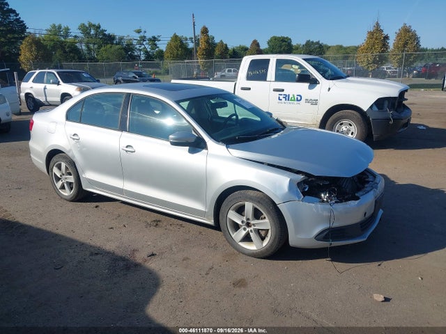 2011 VOLKSWAGEN JETTA 2.0L TDI