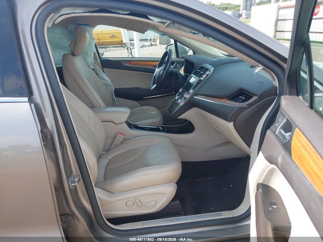 2017 LINCOLN MKC SELECT 5
