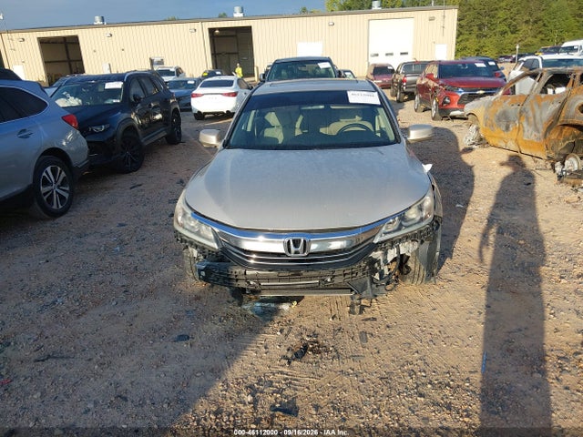 2017 HONDA ACCORD EX 12