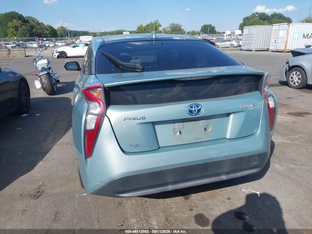 2017 TOYOTA PRIUS THREE 16
