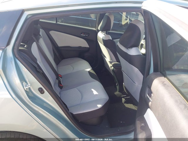 2017 TOYOTA PRIUS THREE 8