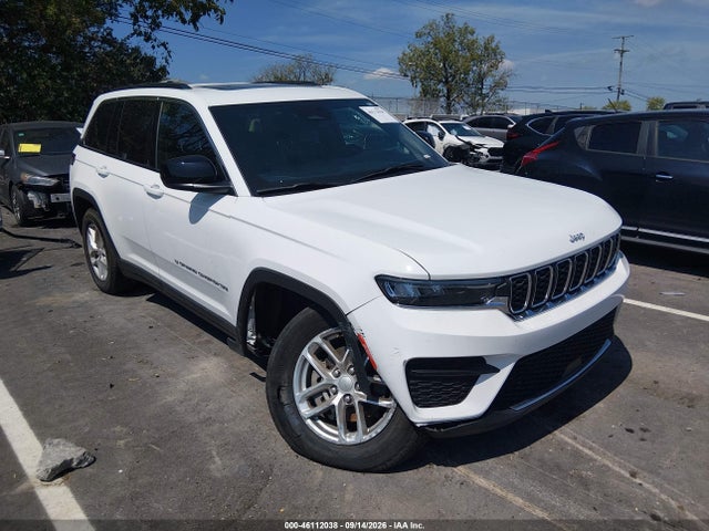2025 Jeep Grand Cherokee Laredo X 4X4