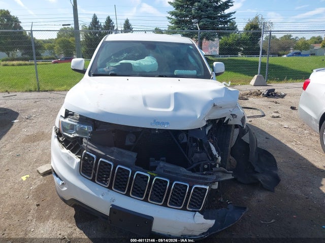 2019 JEEP GRAND CHEROKEE LAREDO E 4X4 12