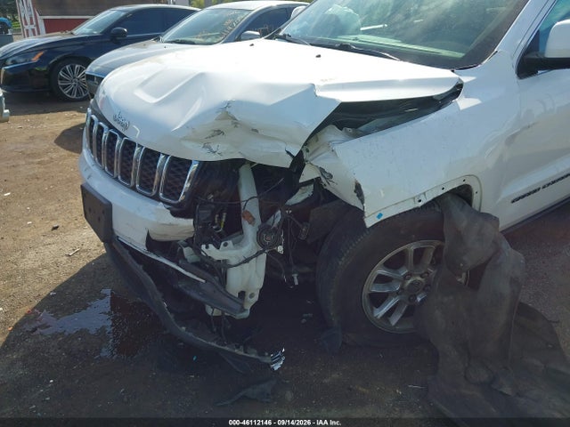 2019 JEEP GRAND CHEROKEE LAREDO E 4X4 6