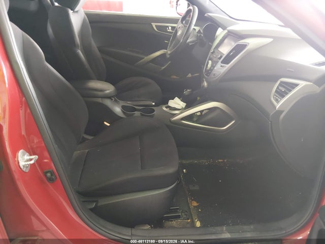 2017 HYUNDAI VELOSTER VALUE EDITION 5