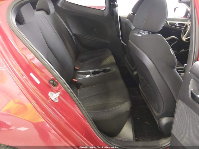 2017 HYUNDAI VELOSTER VALUE EDITION 8