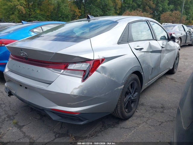 2021 HYUNDAI ELANTRA SEL 4
