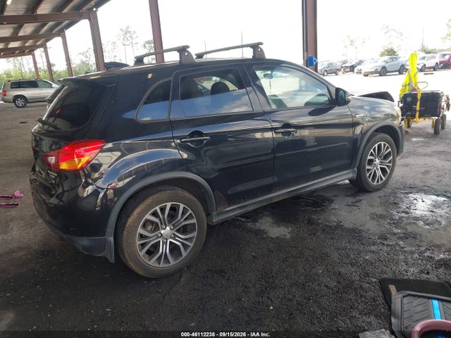 2017 MITSUBISHI OUTLANDER SPORT 2.4 SE 4