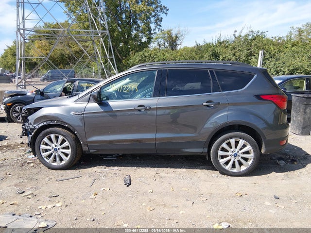2019 FORD ESCAPE SEL 15