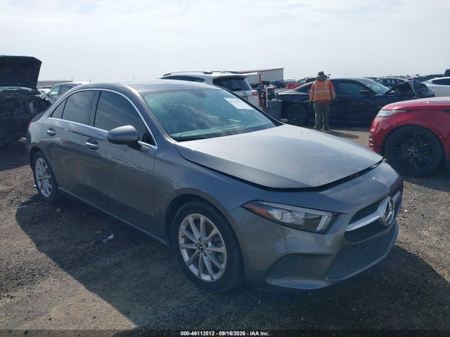 2021 Mercedes-Benz A 220