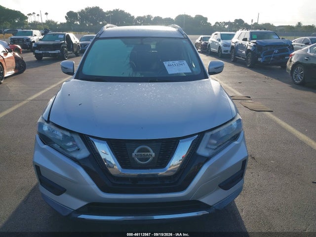 2017 NISSAN ROGUE SV 11