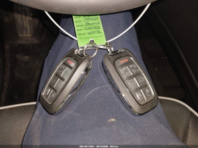 2024 CHRYSLER PACIFICA LIMITED 11