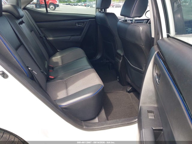 2017 TOYOTA COROLLA SE 8