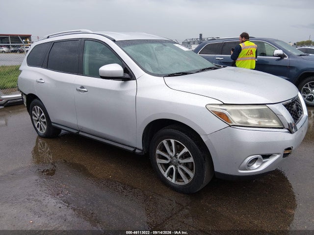 2013 NISSAN PATHFINDE SV
