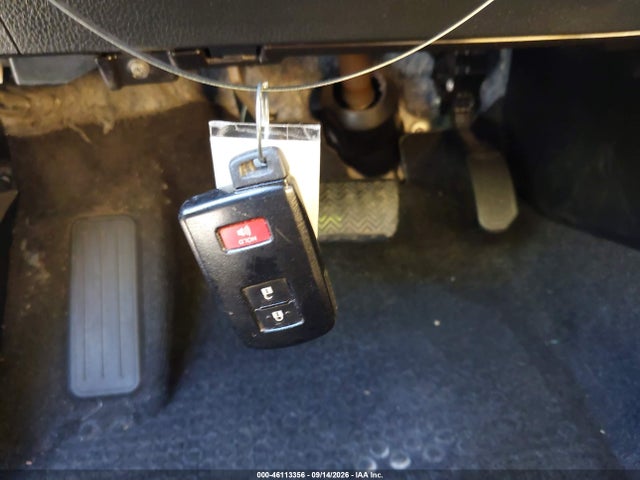 2017 TOYOTA RAV4 HYBRID XLE 11