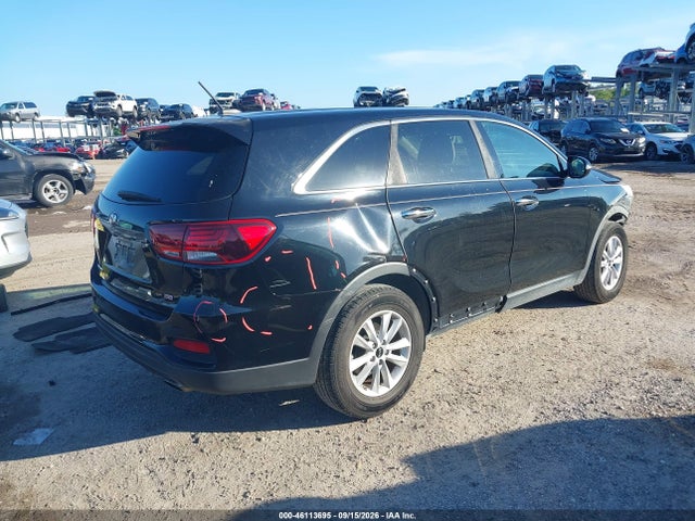 2019 KIA SORENTO 2.4L LX 4