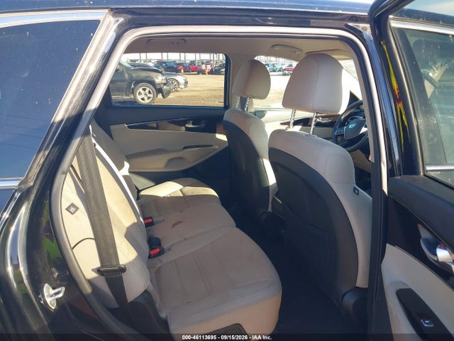 2019 KIA SORENTO 2.4L LX 8