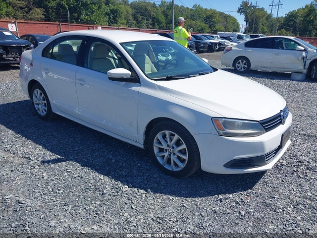 2013 VOLKSWAGEN JETTA 2.5L SE
