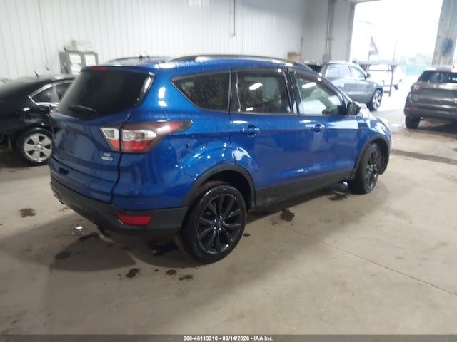 2017 FORD ESCAPE SE 4