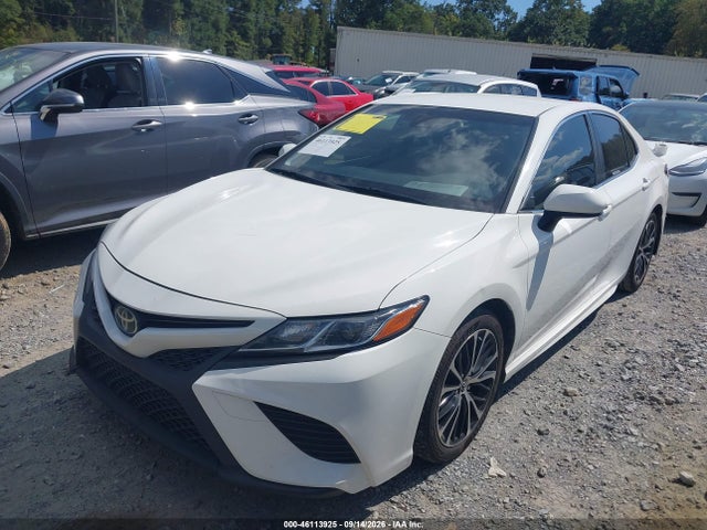 2018 TOYOTA CAMRY SE 2