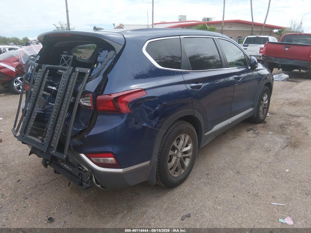 2019 HYUNDAI SANTA FE SE 4