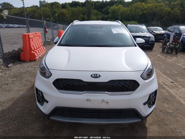 2021 KIA NIRO LX 11
