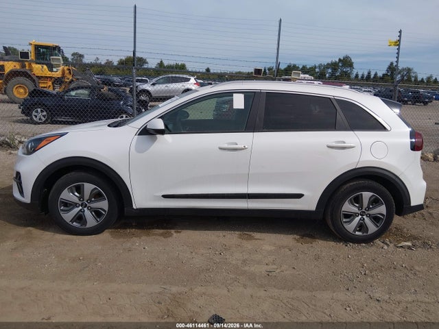 2021 KIA NIRO LX 13