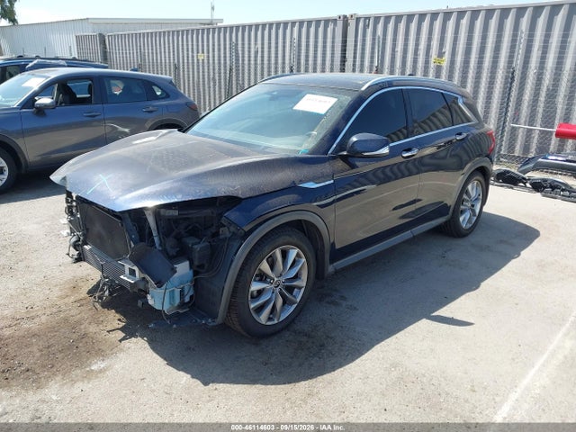 2019 INFINITI QX50 LUXE 2