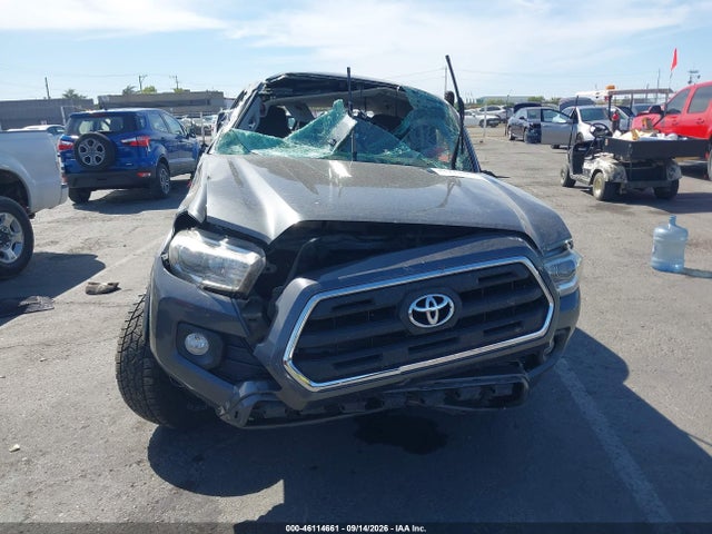 2017 TOYOTA TACOMA SR5 V6 13