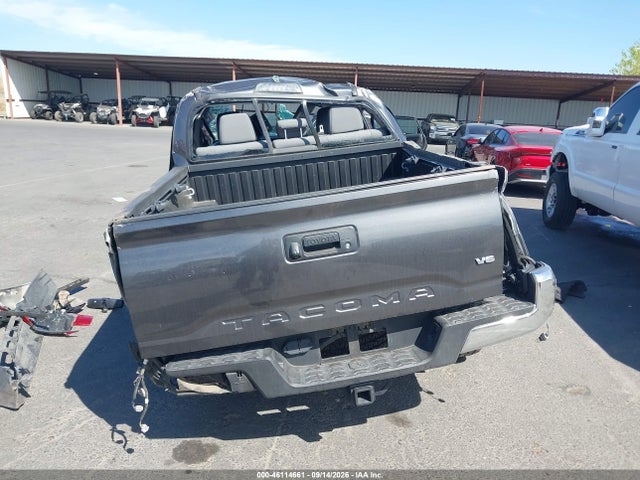 2017 TOYOTA TACOMA SR5 V6 17