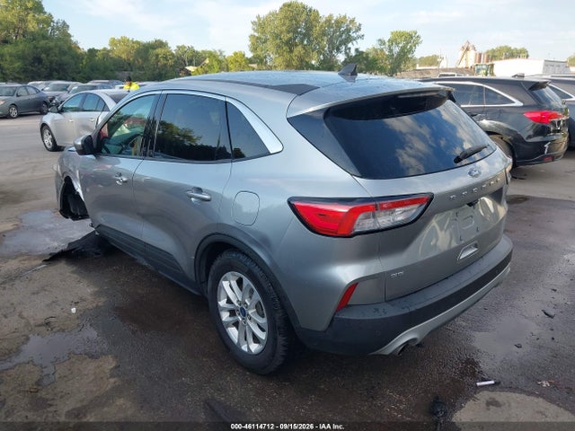 2021 FORD ESCAPE SE 3