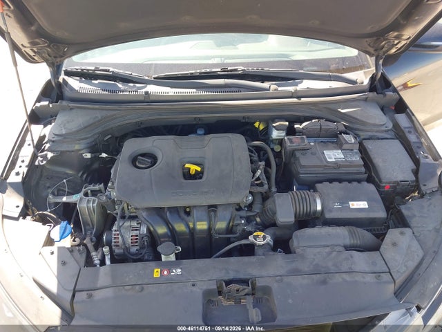 2019 HYUNDAI ELANTRA LIMITED 10