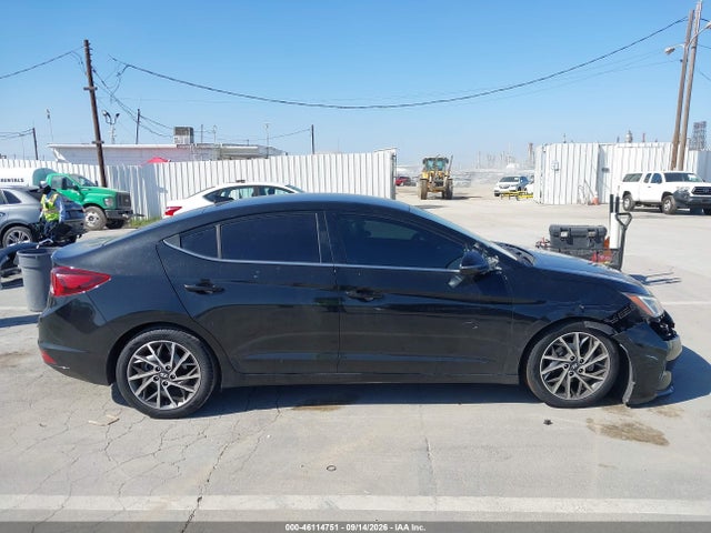 2019 HYUNDAI ELANTRA LIMITED 13