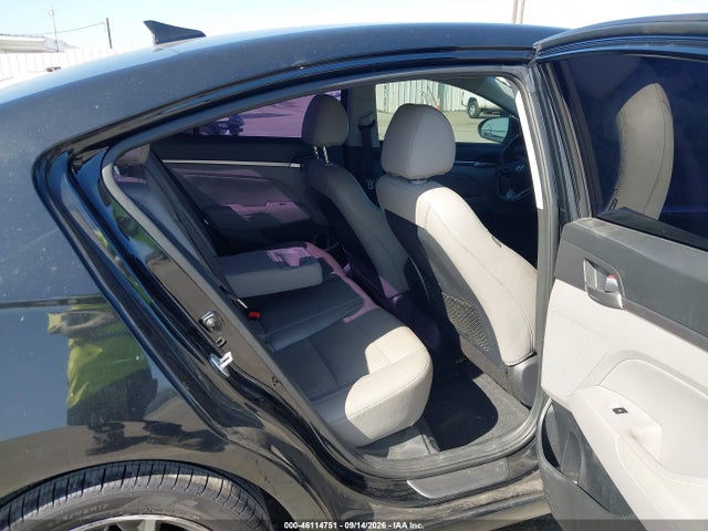 2019 HYUNDAI ELANTRA LIMITED 8