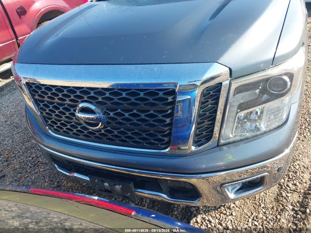 2017 NISSAN TITAN SL 12