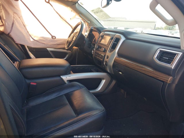 2017 NISSAN TITAN SL 5