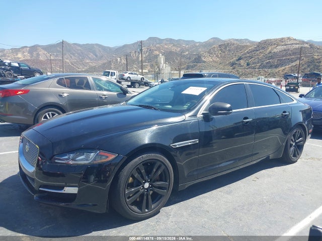 2016 Jaguar XJ XJL PORTFOLIO photo 14
