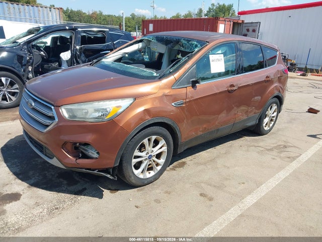 2017 FORD ESCAPE SE 2