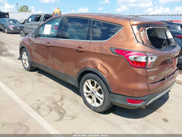 2017 FORD ESCAPE SE 3