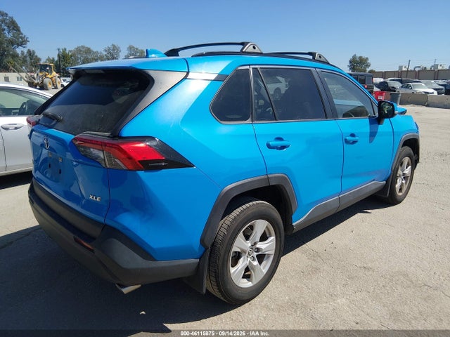 2020 TOYOTA RAV4 XLE 4