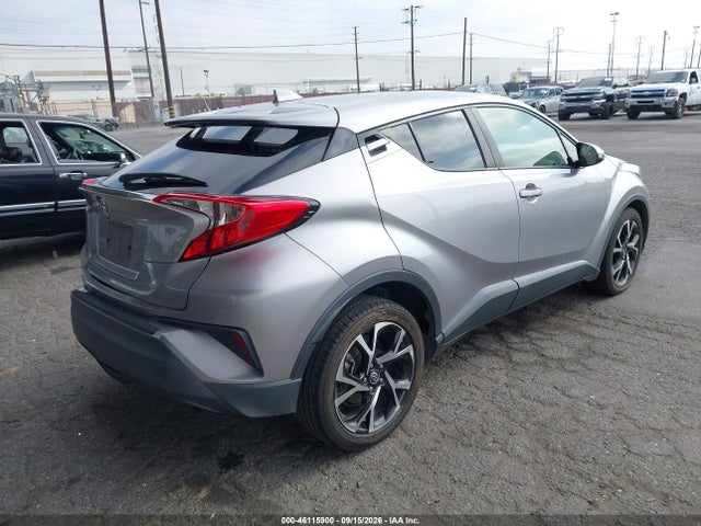 2019 TOYOTA C-HR XLE 4