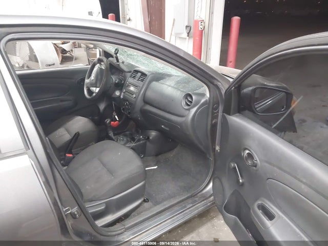 2017 NISSAN VERSA 1.6 S 5