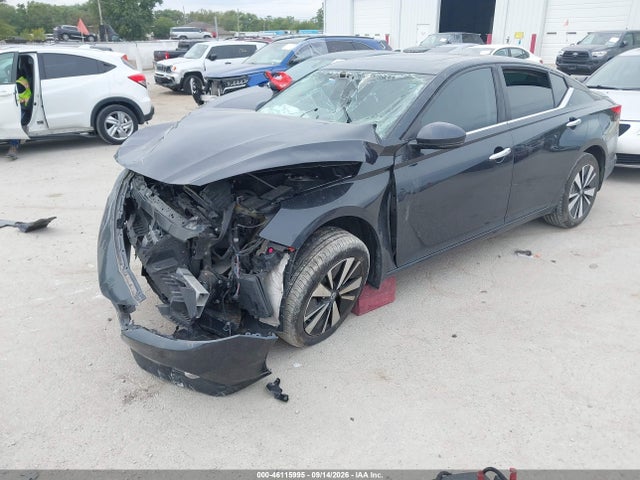 2021 NISSAN ALTIMA SV FWD 2