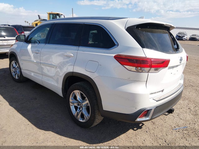 2017 TOYOTA HIGHLANDER LIMITED 3