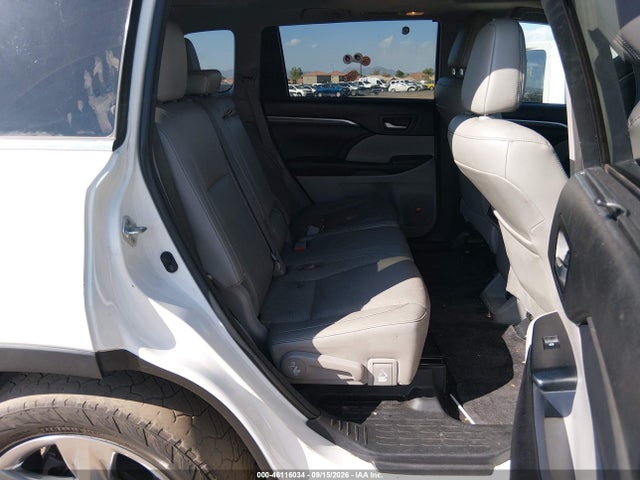 2017 TOYOTA HIGHLANDER LIMITED 8