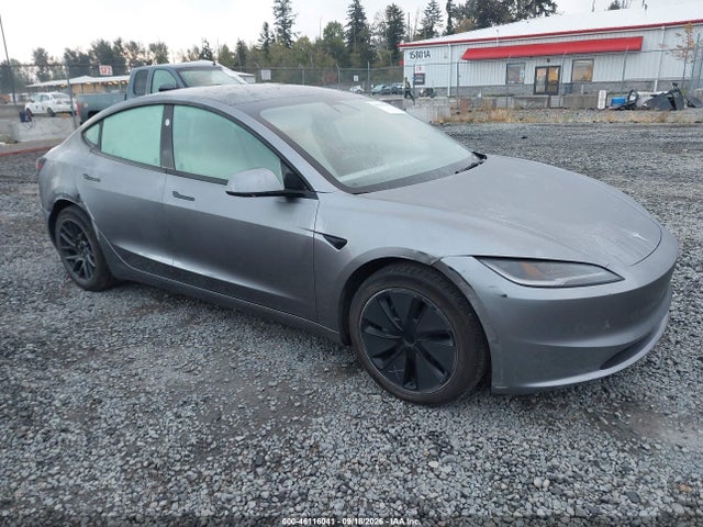 2025 Tesla Model 3 Long Range Rear-Wheel Drive/Standard Rear-Wheel Drive