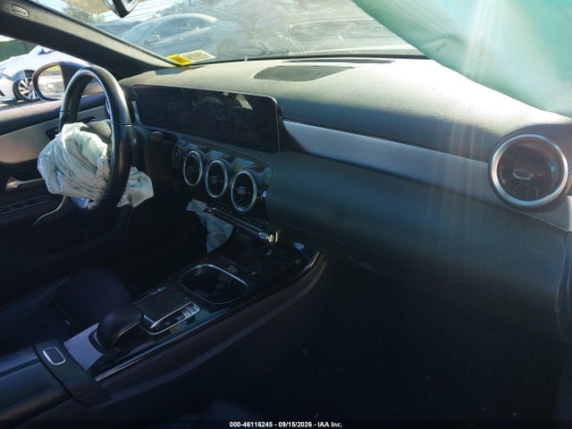 2019 MERCEDES-BENZ A 220 4MATIC 5