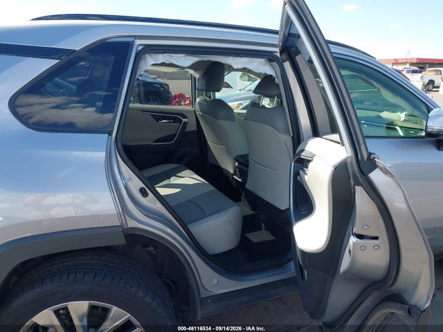 2021 TOYOTA RAV4 LIMITED 8