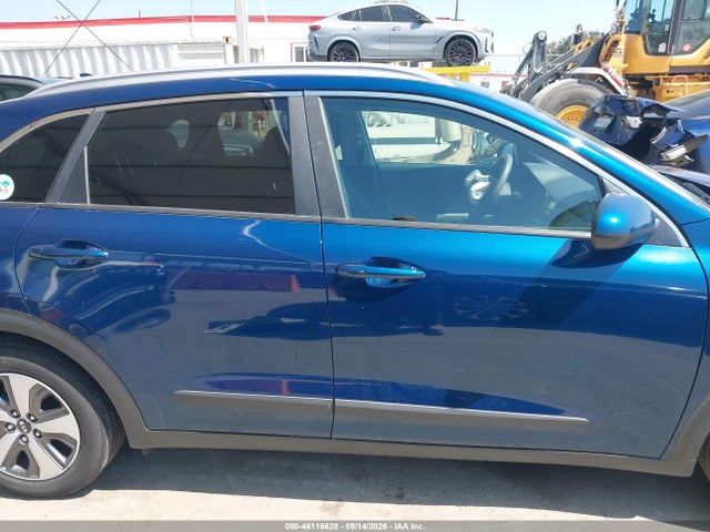 2019 KIA NIRO LX 13
