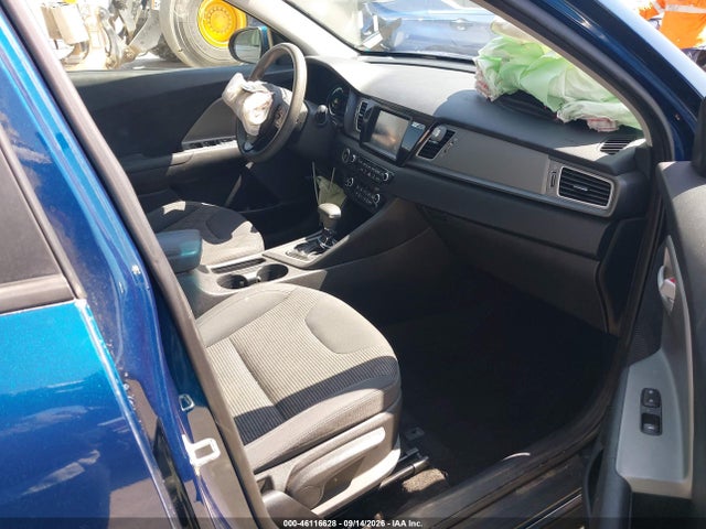 2019 KIA NIRO LX 5